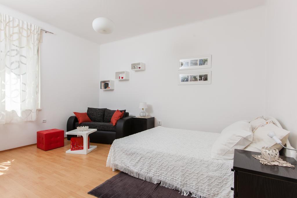 Cro Jet Set Apartments Split Exterior foto